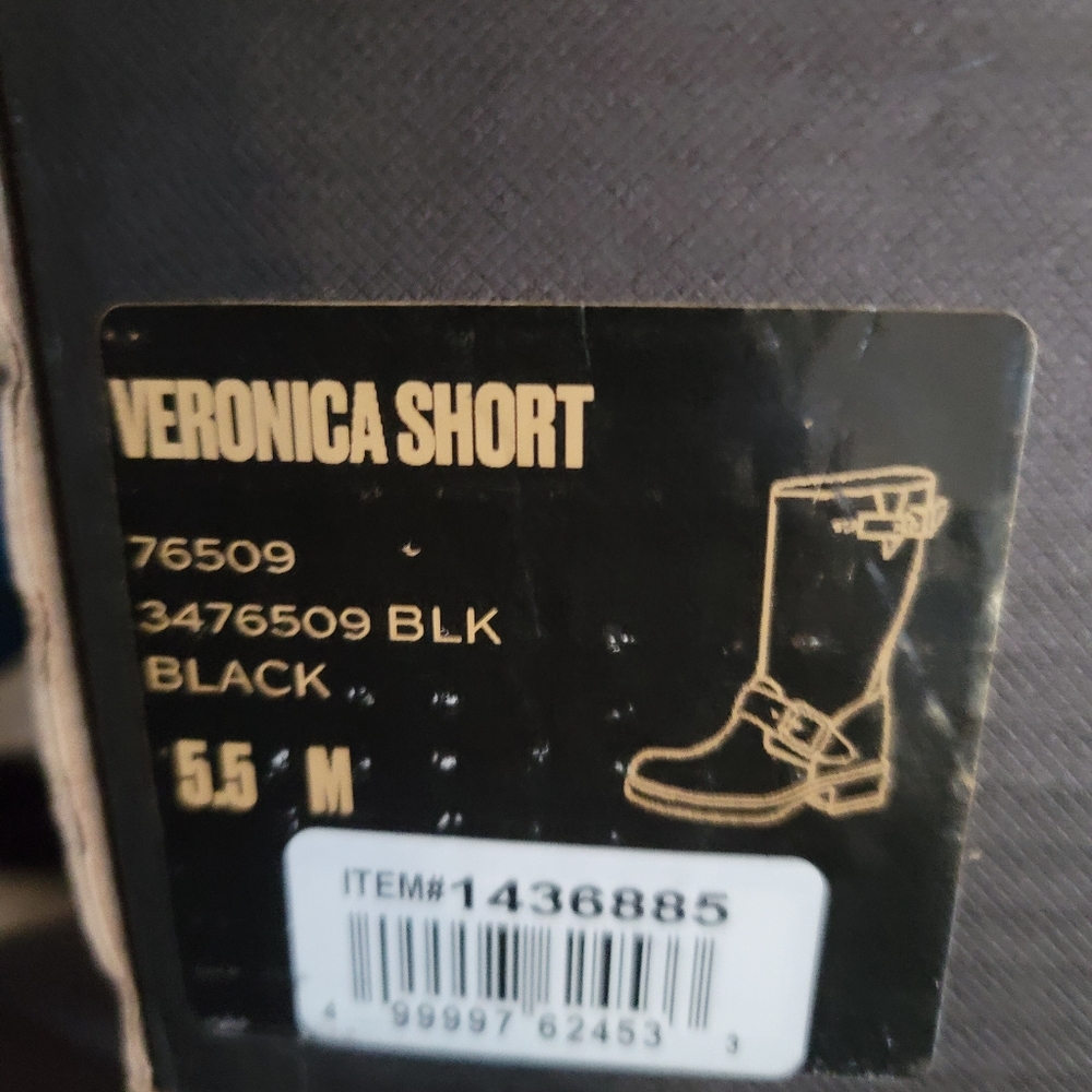 Veronica fry boots